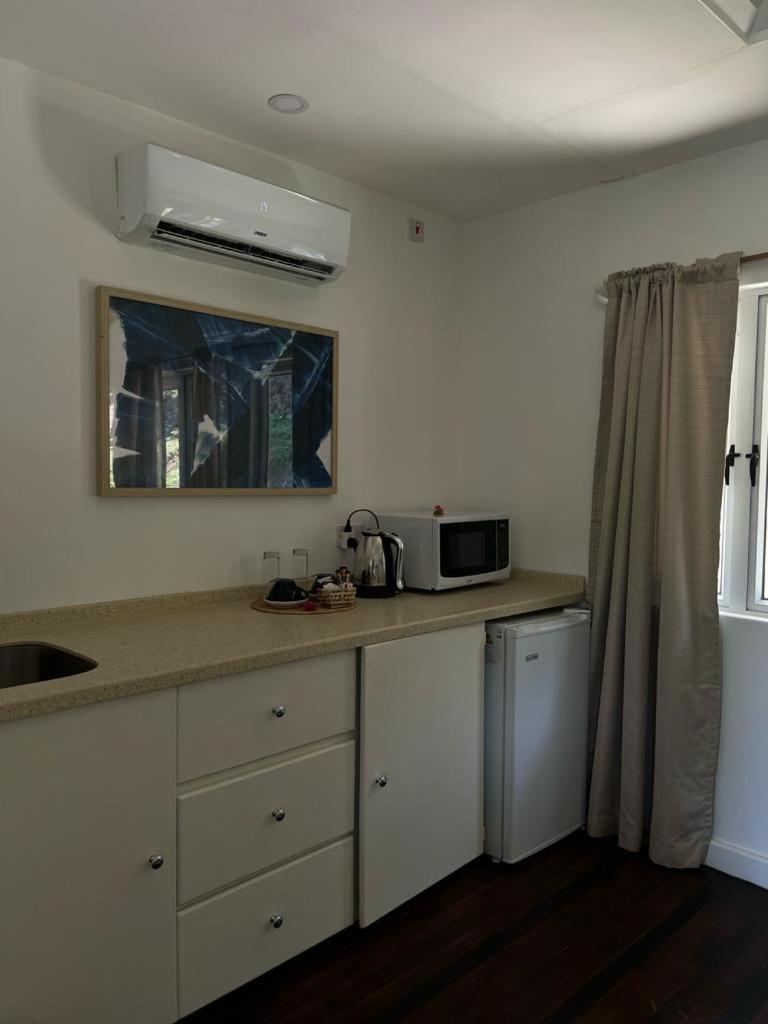 Bequia Plantation Hotel Port Elizabeth Екстер'єр фото